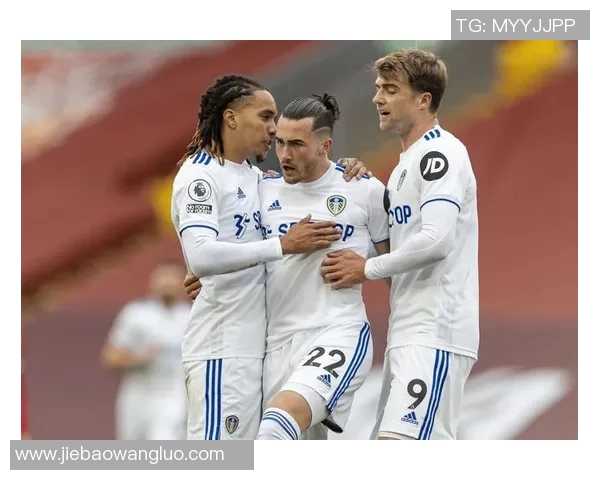 米兰主场表现出色成功零封对手展现强大防守实力